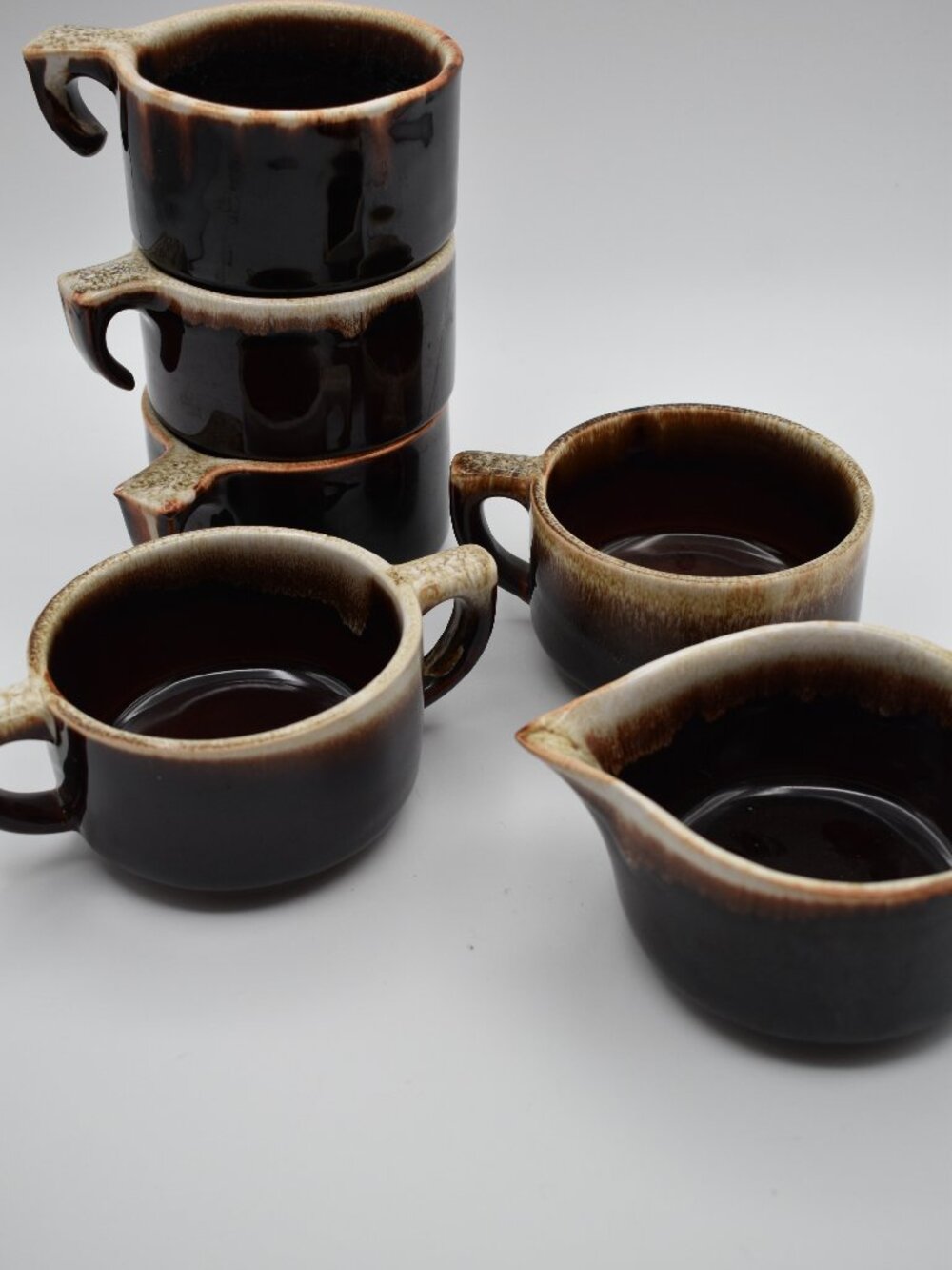 Vintage Pfaltzgraff Brown Drip Cream Soup Bowl Set USA 5 Bowls & Gravy Server